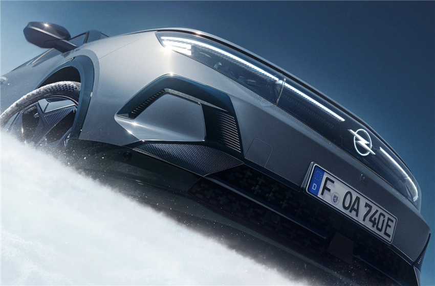 The Opel Grandland Electric AWD: A bold SUV with muscle and juice!